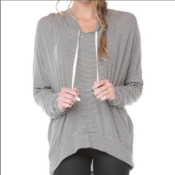 Brandy Melville Striped Pullover Hoodie - Picture 2 of 7